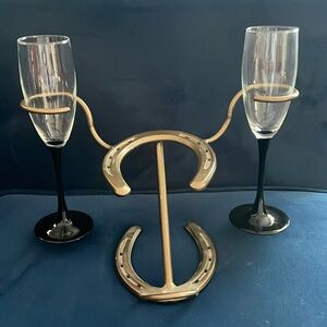 Horseshoe Wine Holder